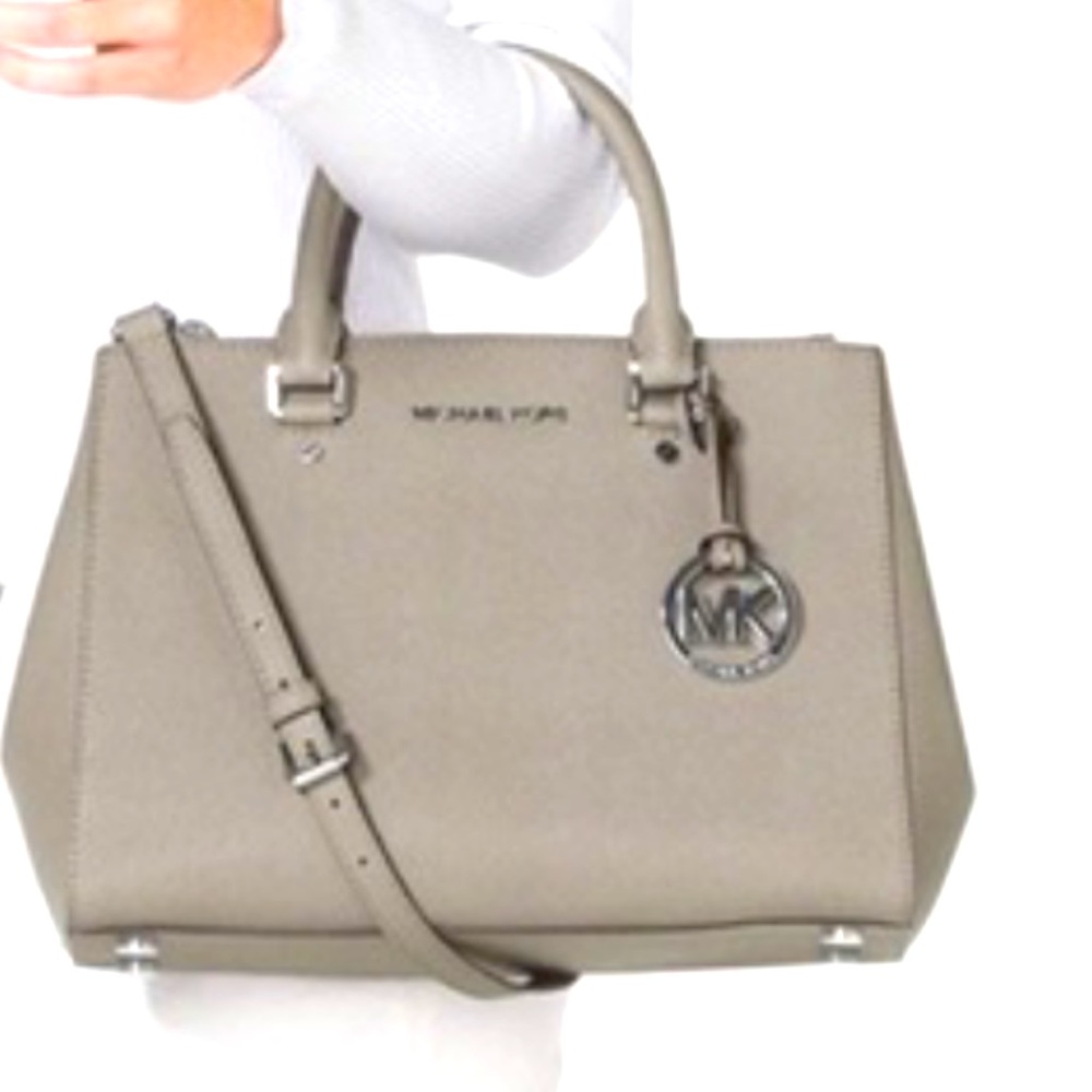 Michael Kors Sepecchio Sutton Gray bag